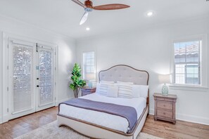 4 chambres, fer et planche à repasser, accès au Wi-Fi (inclus)