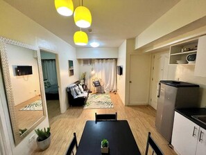 Interior - Spacious 1-b in Avida, IT Park (Cebu City)