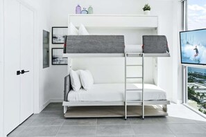 Iron/ironing board, free WiFi, bed sheets