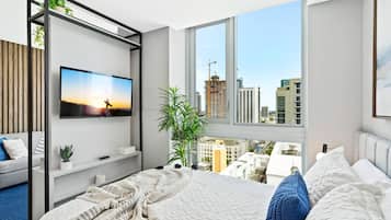 Iron/ironing board, free WiFi, bed sheets