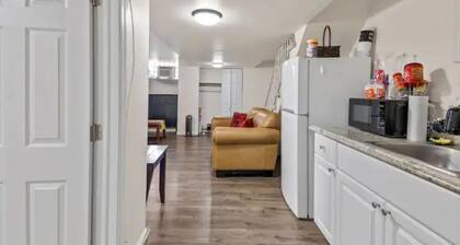 Hard Wood Floored Kitchenette Studio with Wi-Fi