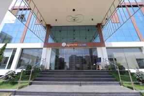 Fachada de la propiedad