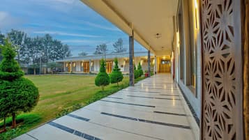 Area banquet outdoor