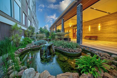 VRR Hotel's And Convention Centre