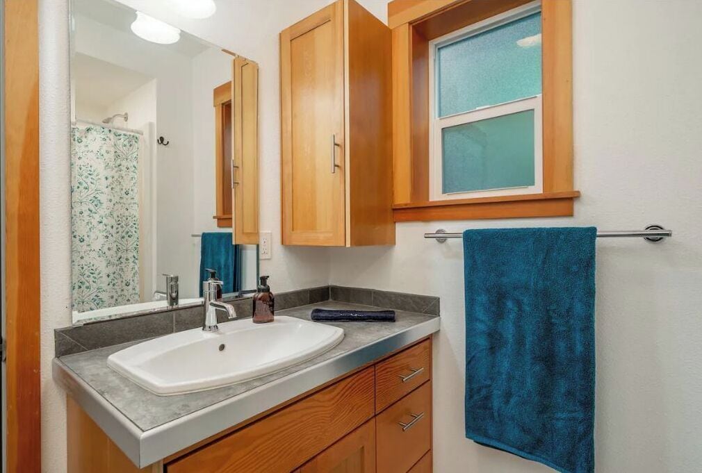 淋浴設備、環保梳洗用品、風筒、提供毛巾