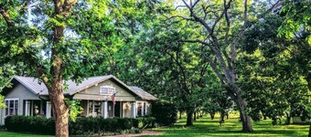 Nut House Countryside Pecan Farm 14 ac San Marcos