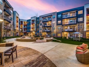 1 bedroom - Luxe 1BR King Suite Close to Downtown w Fast Wifi (Austin)