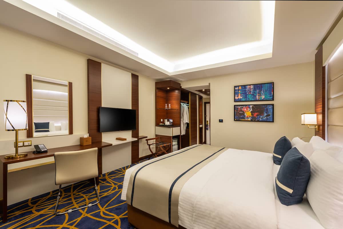 Premium bedding, down duvets, Select Comfort beds, in-room safe