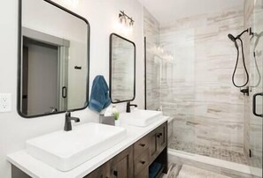 Bathtub, hair dryer