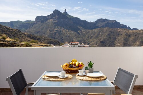 Casa Maria with Roque Nublo view