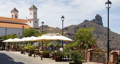 Casa Maria with Roque Nublo view