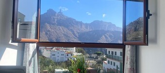 Casa Maruca with Roque Nublo view