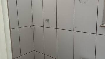 Departamento económico | Baño