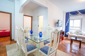 Dining - apt with whirlpool spa (São Paulo)