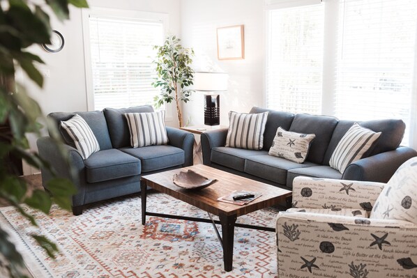 Smart-TV, Stereoanlage, Computerbildschirme, Drucker