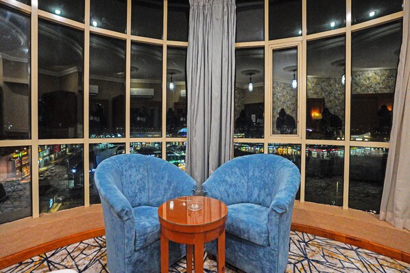 Executive-Suite | Kostenloses WLAN, Bettwäsche