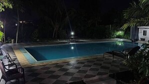 Unclassified image, 3 of 7, button - Karl's Getaway Hotel and Tours (Apia)