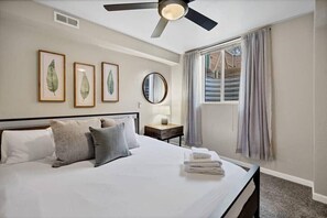 3 bedrooms, desk, iron/ironing board, travel cot