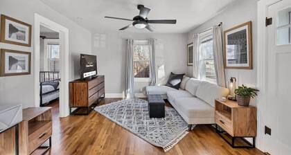 Casa Mosaic! Downtown w BBQ & Workspace!