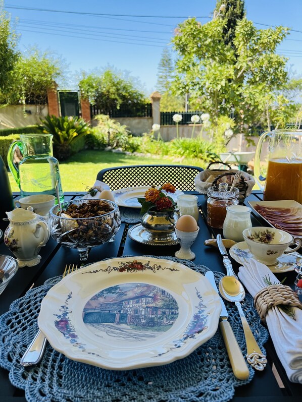 Petit déjeuner buffet compris tous les jours
