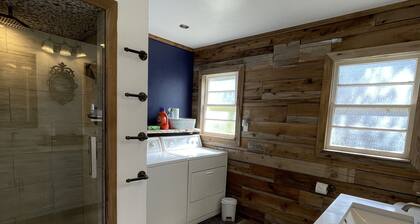 Home in Medical District. Near TTU & Downtown. Backyard oasis w lots of parking!