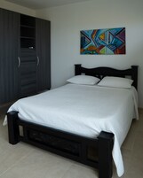 1 bedroom, in-room safe