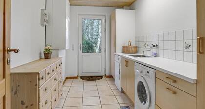 Nice home in Jerup with WiFi
