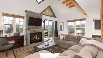 TV, fireplace, offices