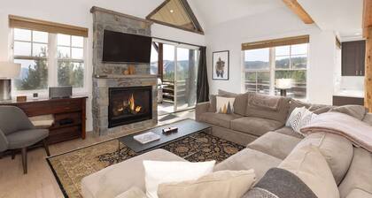 Ski-In/Ski-Out 3 Bedroom Moonlight Basin