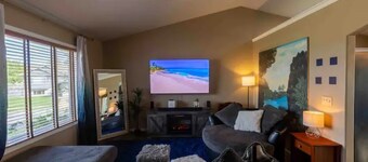 New~The Lily Pad~Hot tub & Sauna /Dog&Kid Friendly