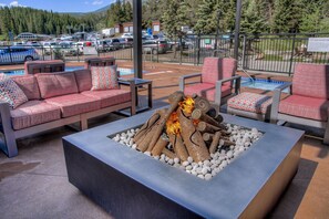 Terrace/patio - Modern Ski In/Ski Out Condo in Downtown Breckenridge (Breckenridge)