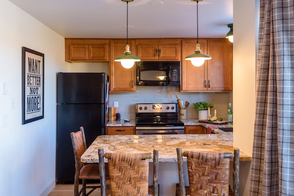 Full Kitchen