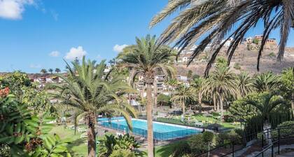 Home2Book Stunning Apartment Rocas Rojas