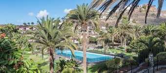 Home2Book Stunning Apartment Rocas Rojas
