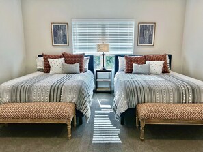 4 habitaciones, escritorio, wifi gratis y ropa de cama