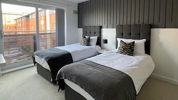 Luxury Apartment, Private Bathroom, City View | 2 bedrooms