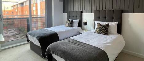 Luksus-lejlighed - privat badeværelse - byudsigt | 2 soveværelser