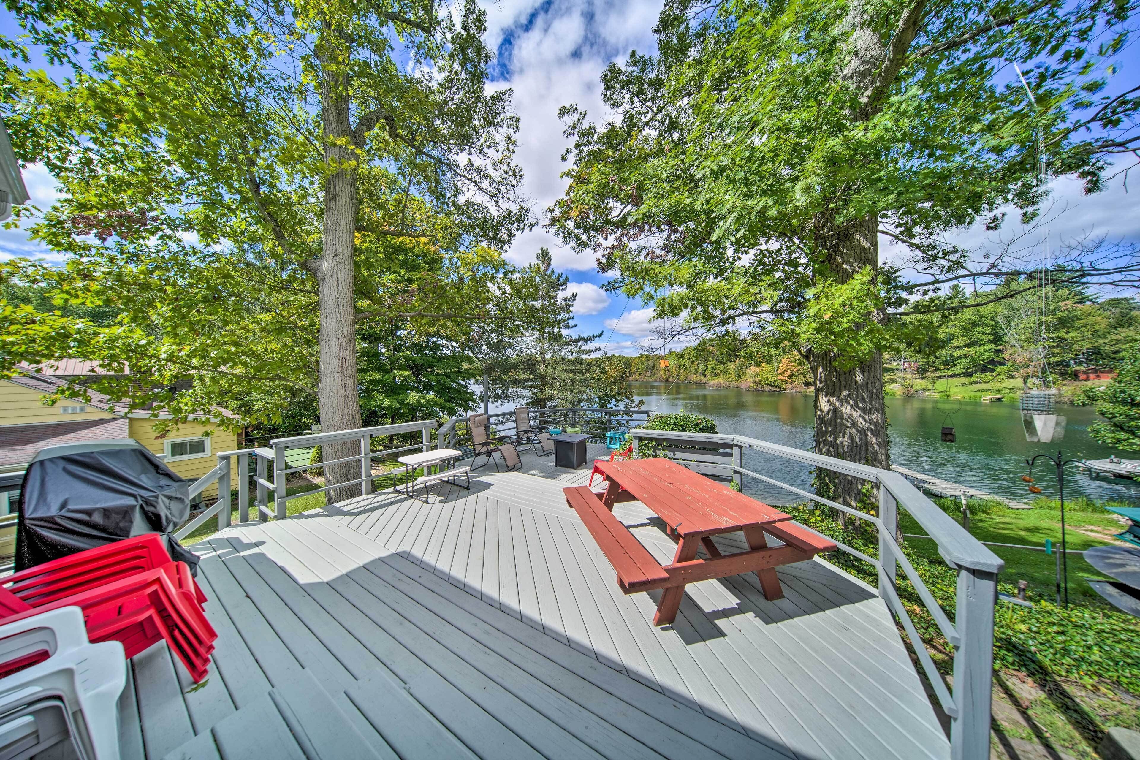 Lakefront Burton Home w/ Deck, Grill + Views!