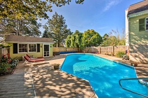 Pool - Amish Country Apartment w/ Cozy Fireplace! (New Holland)