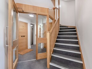 Interior - 2 bedroom accommodation in Brockenhurst (Brockenhurst)