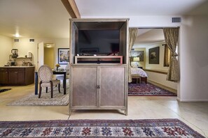 1 bedroom, desk, free WiFi, bed sheets