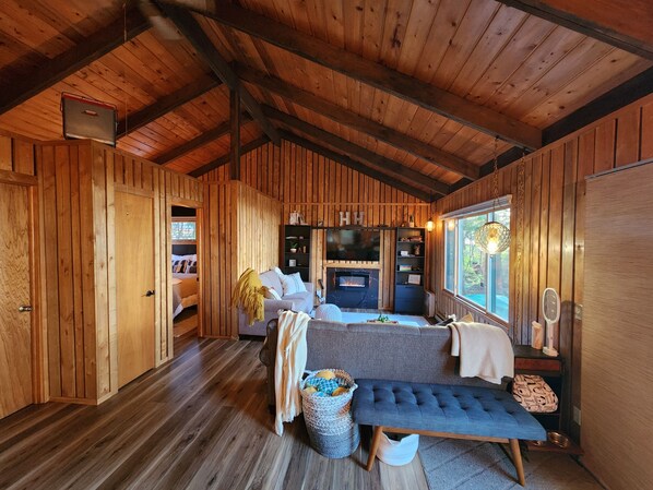 2 sovrum, strykjärn/strykbräda, gratis wi-fi och sängkläder