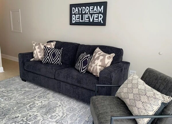 Smart TV, books - Capital City Condo #4 (Frankfort)