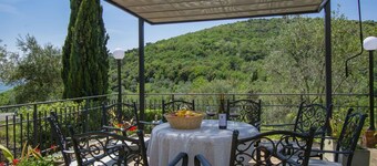 Wonderful private villa for 9 guests with private pool, WIFI, hot tub, TV, terrace and pets allo...