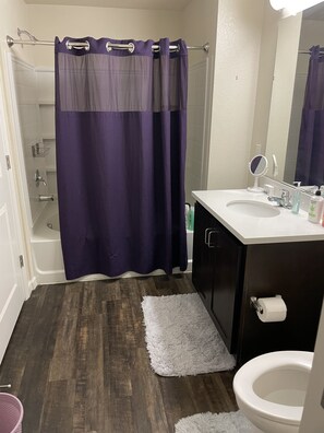 Combined shower/tub - New Innovative luxury condo gym / pool upscale area (Tracy)