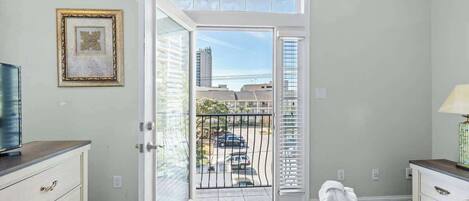 8 habitaciones, tabla de planchar con plancha y wifi gratis