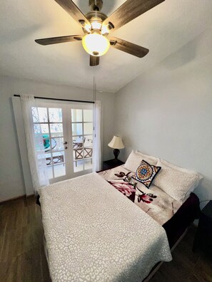 3 bedrooms, in-room safe, desk, iron/ironing board - Remodeled Private Safe Gated Community Townhome, with 24/7 security (Ensenada)