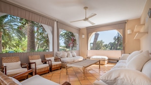 Unclassified image, 4 of 48, button - Villa Claramunda (Cala d'Or)