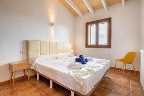 4 soveværelser, strygejern/strygebræt, gratis Wi-Fi, sengetøj