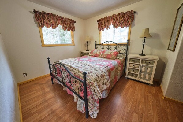 2 bedrooms, bed sheets